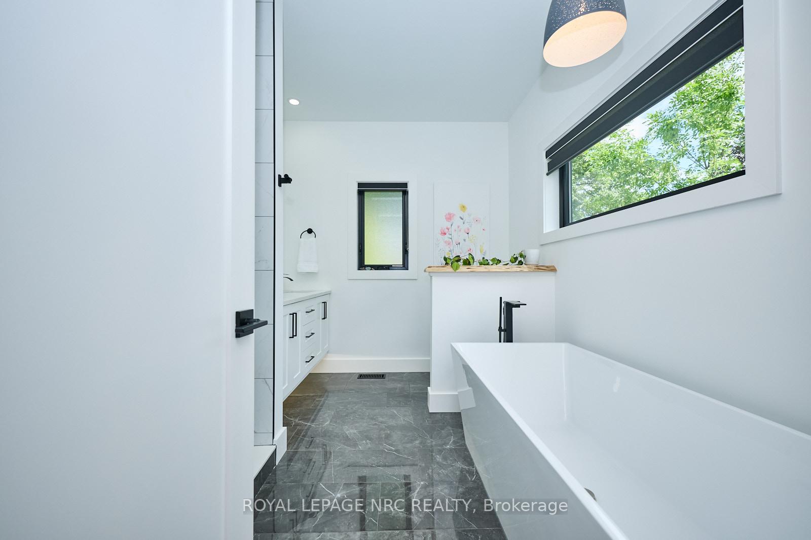 Photo 28 of 62 Bacon Lane, Pelham, Fonthill — HOMEH