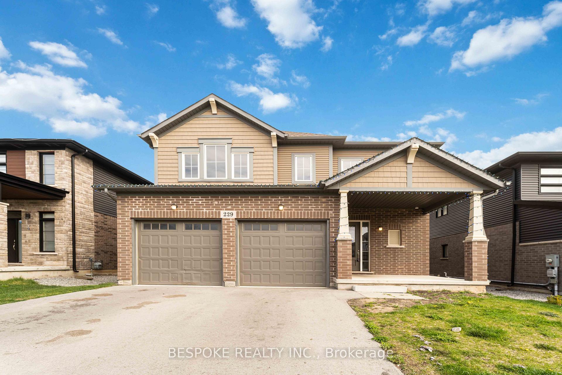 Photo 1 of 229 Walker Road, Pelham, Fonthill — HOMEH
