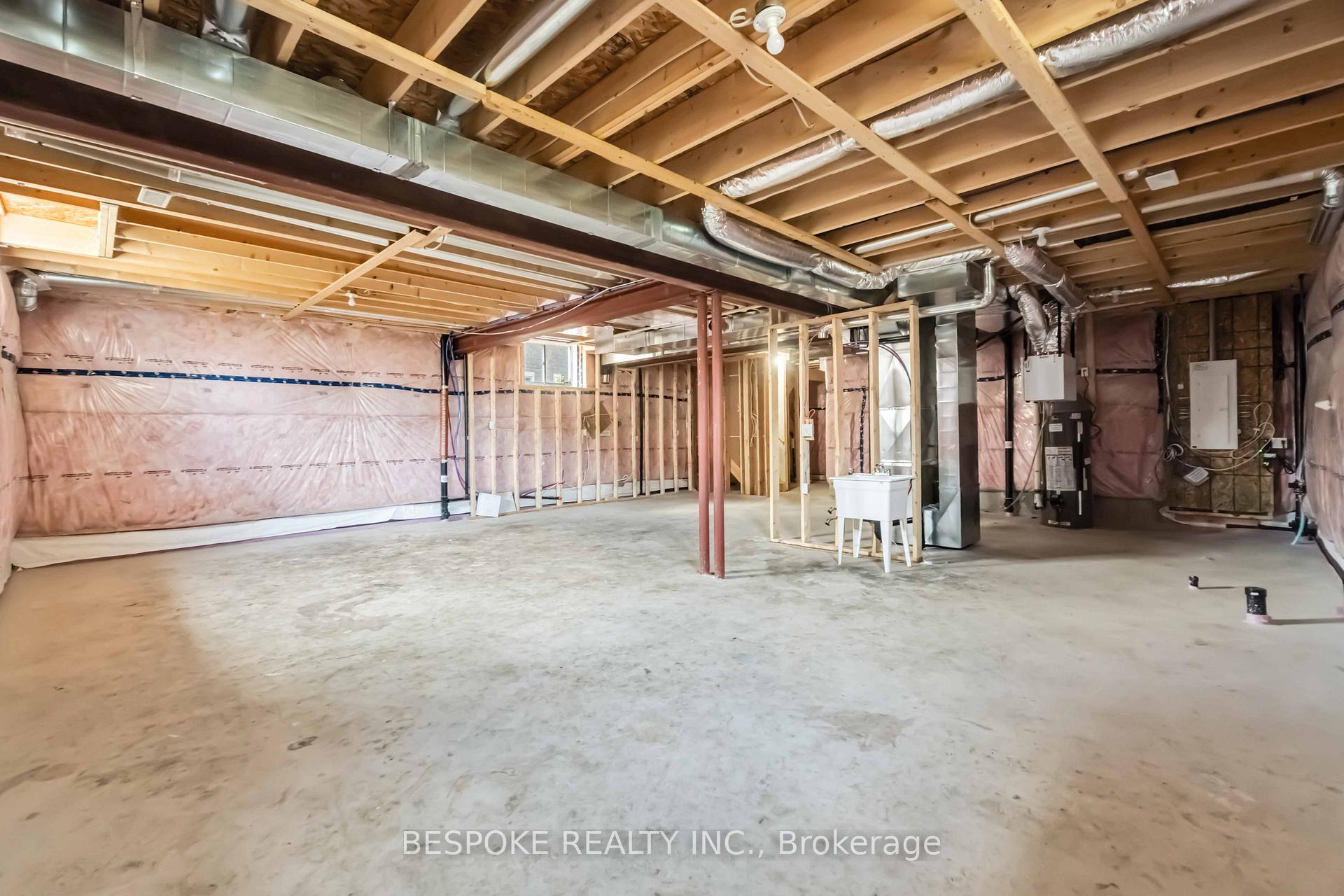 Photo 13 of 229 Walker Road, Pelham, Fonthill — HOMEH