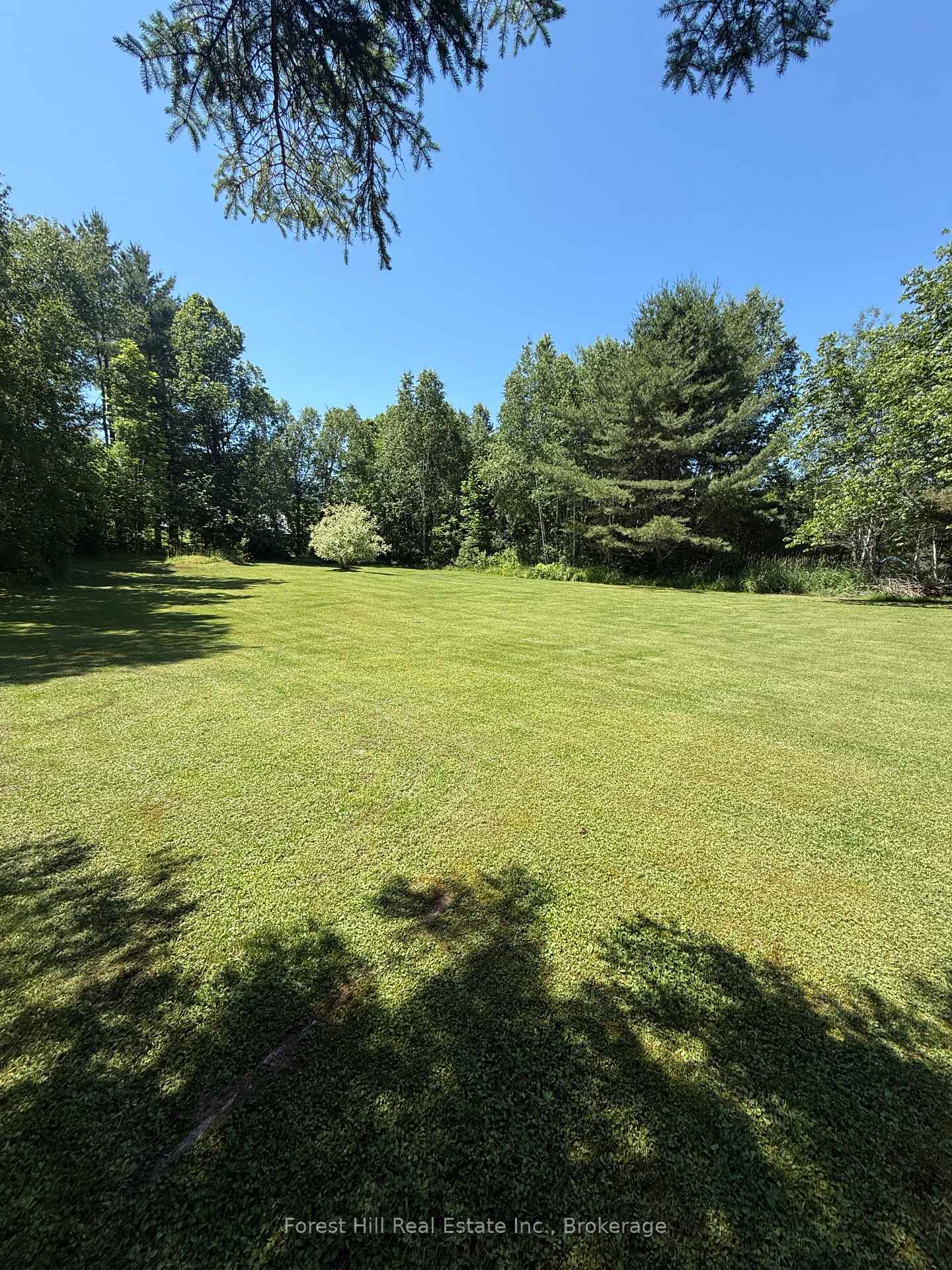 Photo 7 of 10709 522 Highway, Parry Sound Remote Area, Arnstein — HOMEH