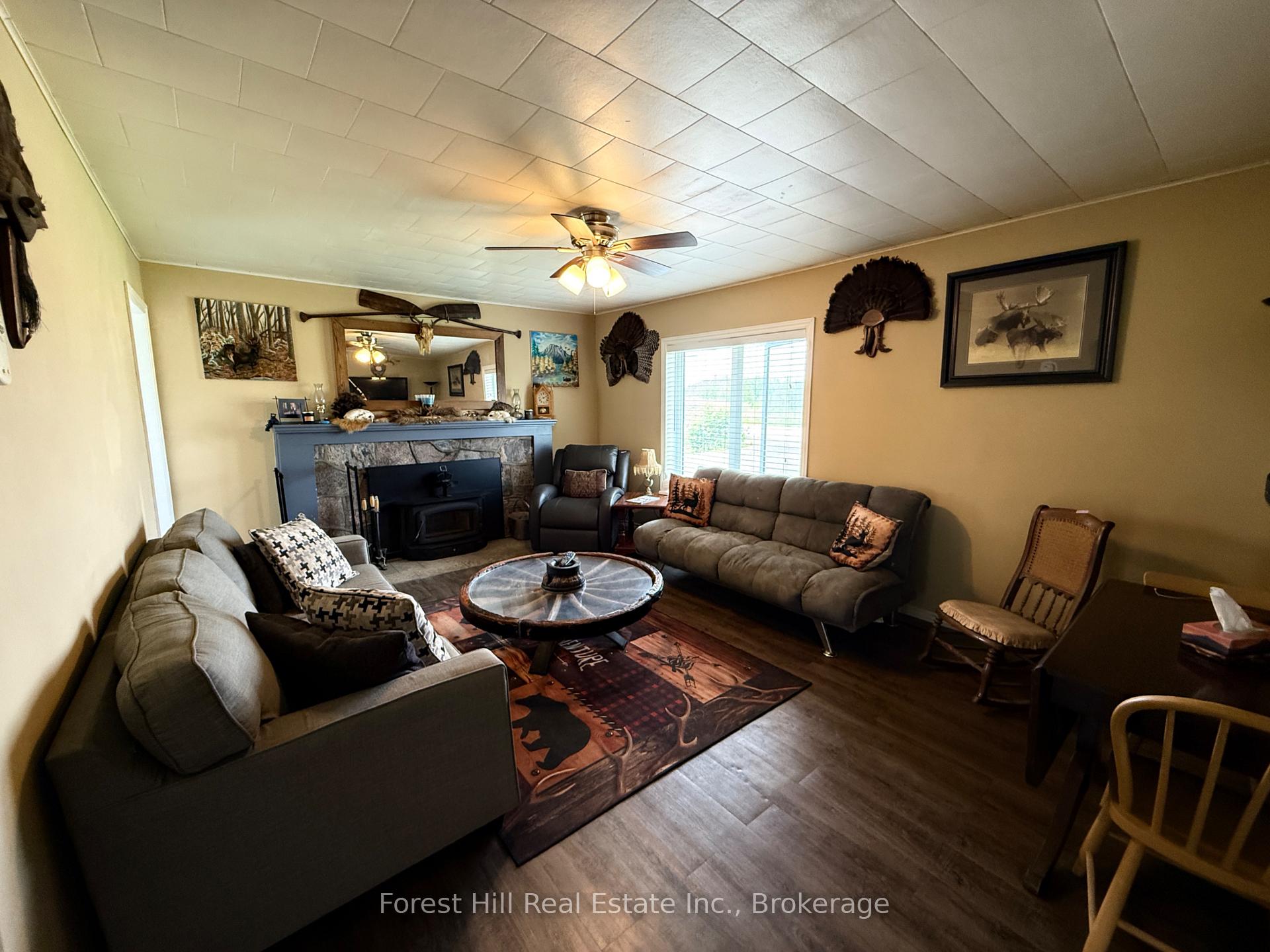 Photo 14 of 10709 522 Highway, Parry Sound Remote Area, Arnstein — HOMEH