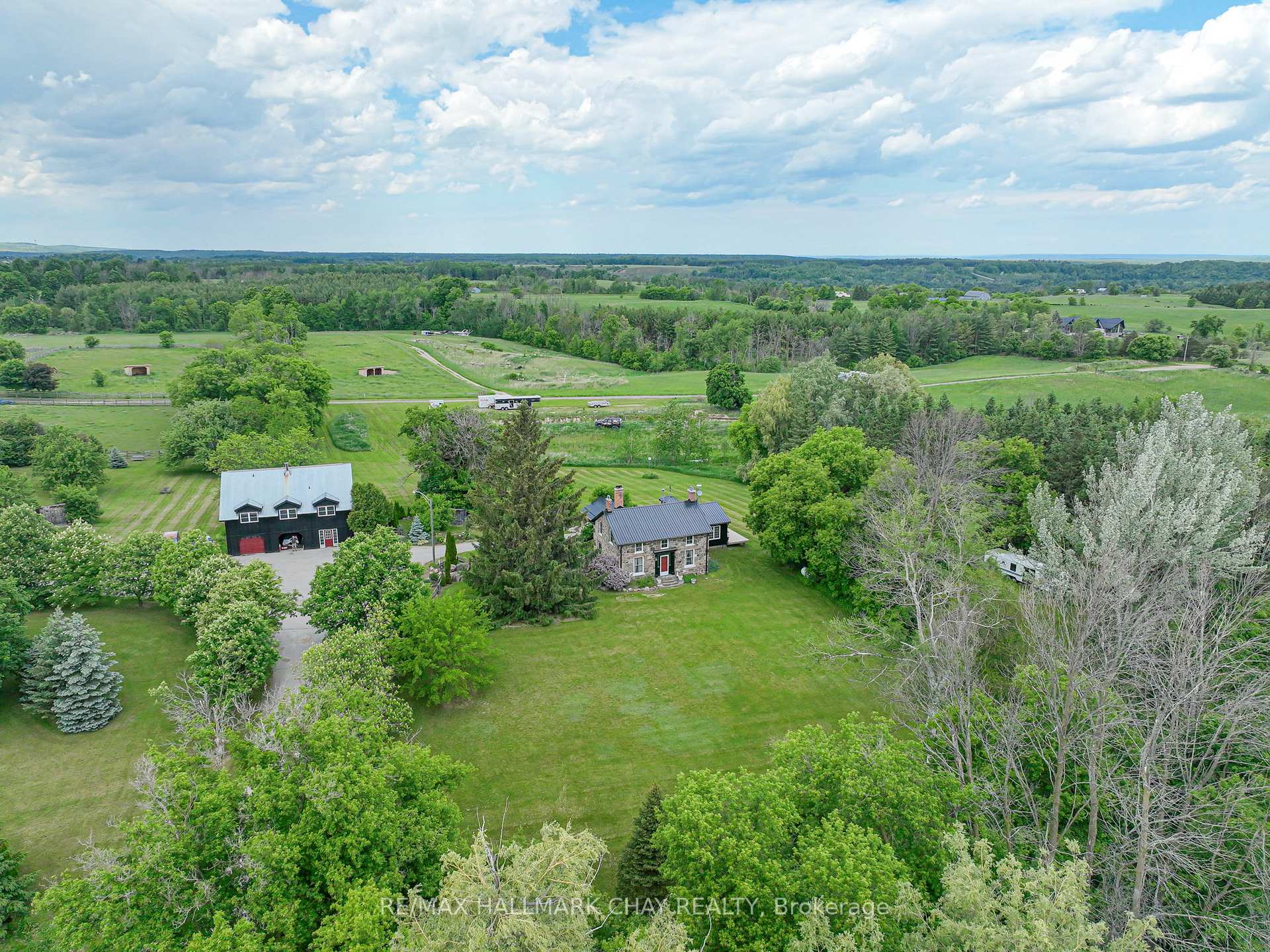 Photo 12 of 528375 5th Side Road, Mulmur, Rural Mulmur — HOMEH