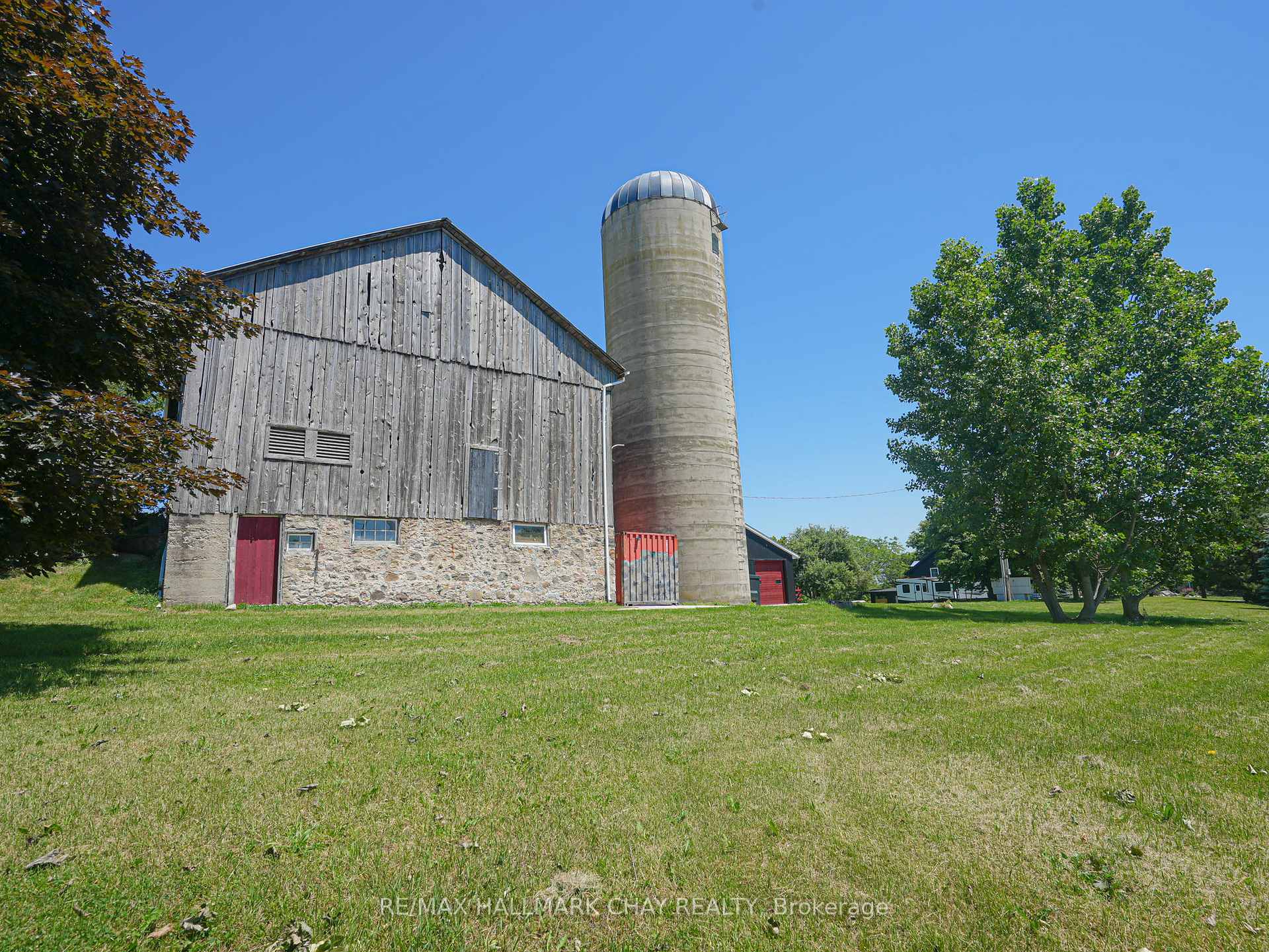 Photo 16 of 528375 5th Side Road, Mulmur, Rural Mulmur — HOMEH