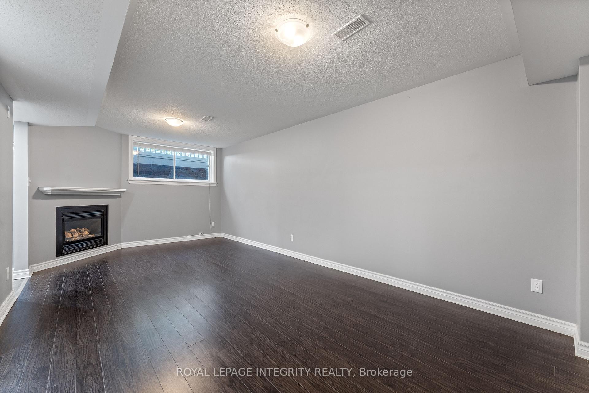 Photo 6 of 6308 Sablewood Place, Ottawa, Chapel Hill — HOMEH