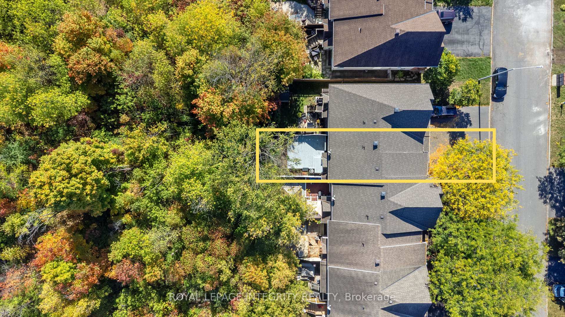Photo 12 of 6308 Sablewood Place, Ottawa, Chapel Hill — HOMEH