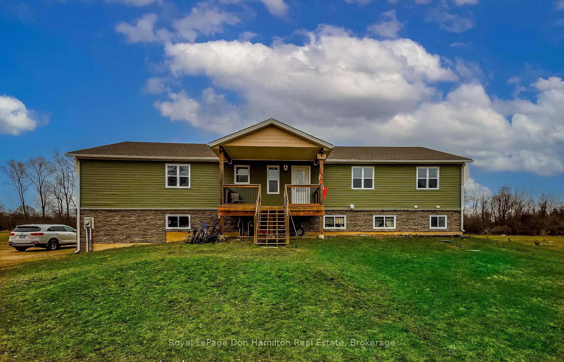 Photo 1 of 336 Turnberry Street, North Huron, Wingham — HOMEH