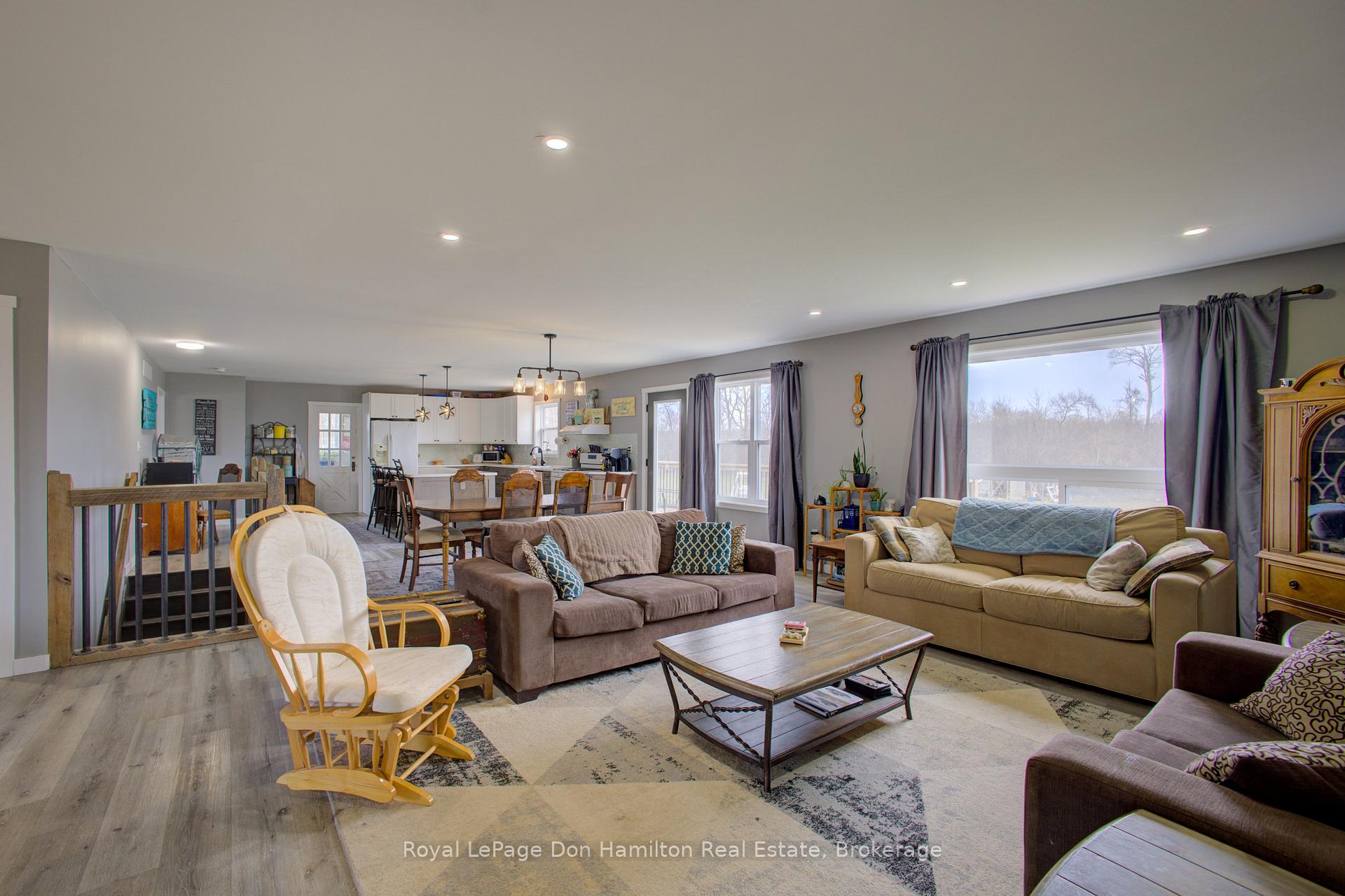 Photo 9 of 336 Turnberry Street, North Huron, Wingham — HOMEH
