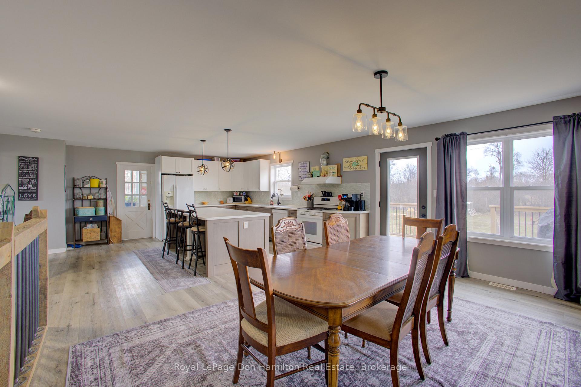 Photo 10 of 336 Turnberry Street, North Huron, Wingham — HOMEH