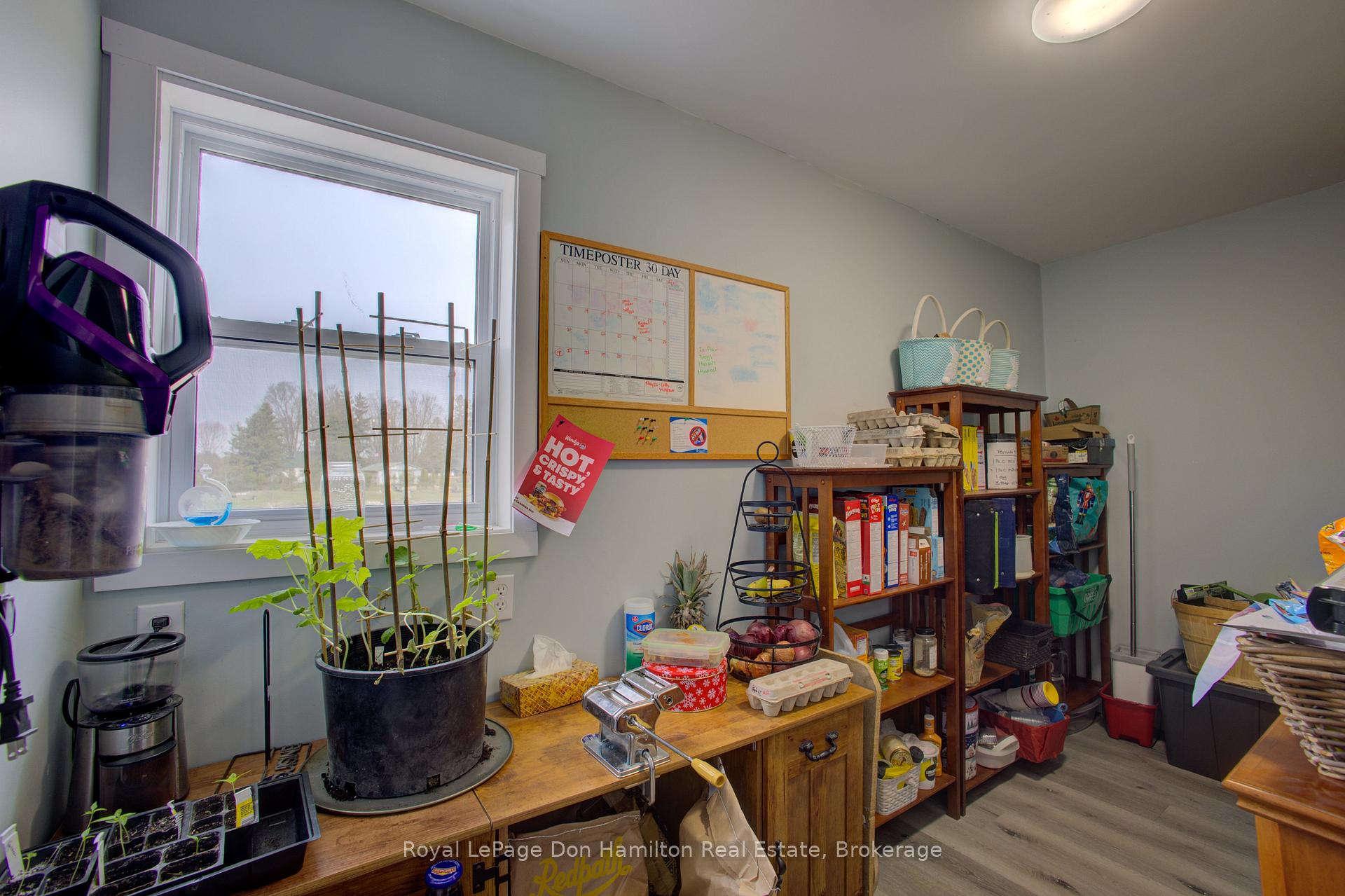 Photo 18 of 336 Turnberry Street, North Huron, Wingham — HOMEH