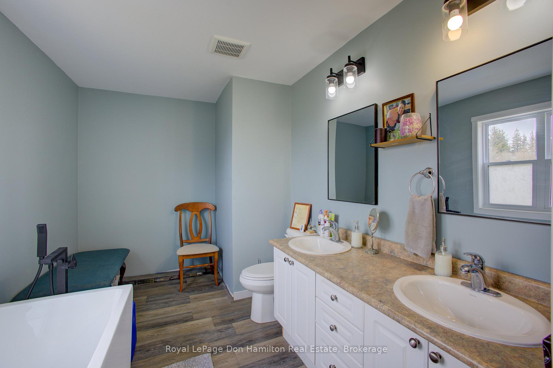Photo 21 of 336 Turnberry Street, North Huron, Wingham — HOMEH
