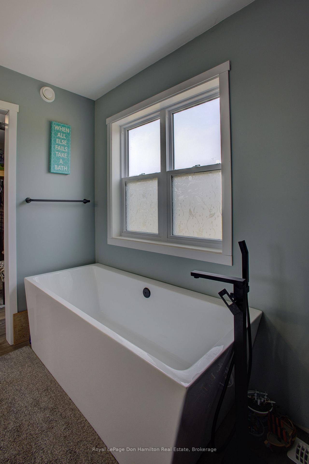 Photo 22 of 336 Turnberry Street, North Huron, Wingham — HOMEH