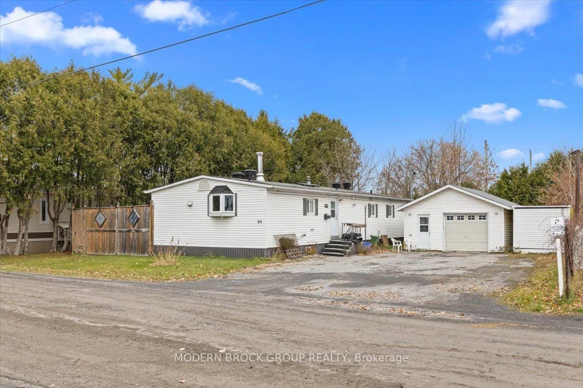 Photo 1 of Unit 69, 3535 St. Joseph Boulevard, Ottawa, Fallingbrook/Ridgemount — HOMEH