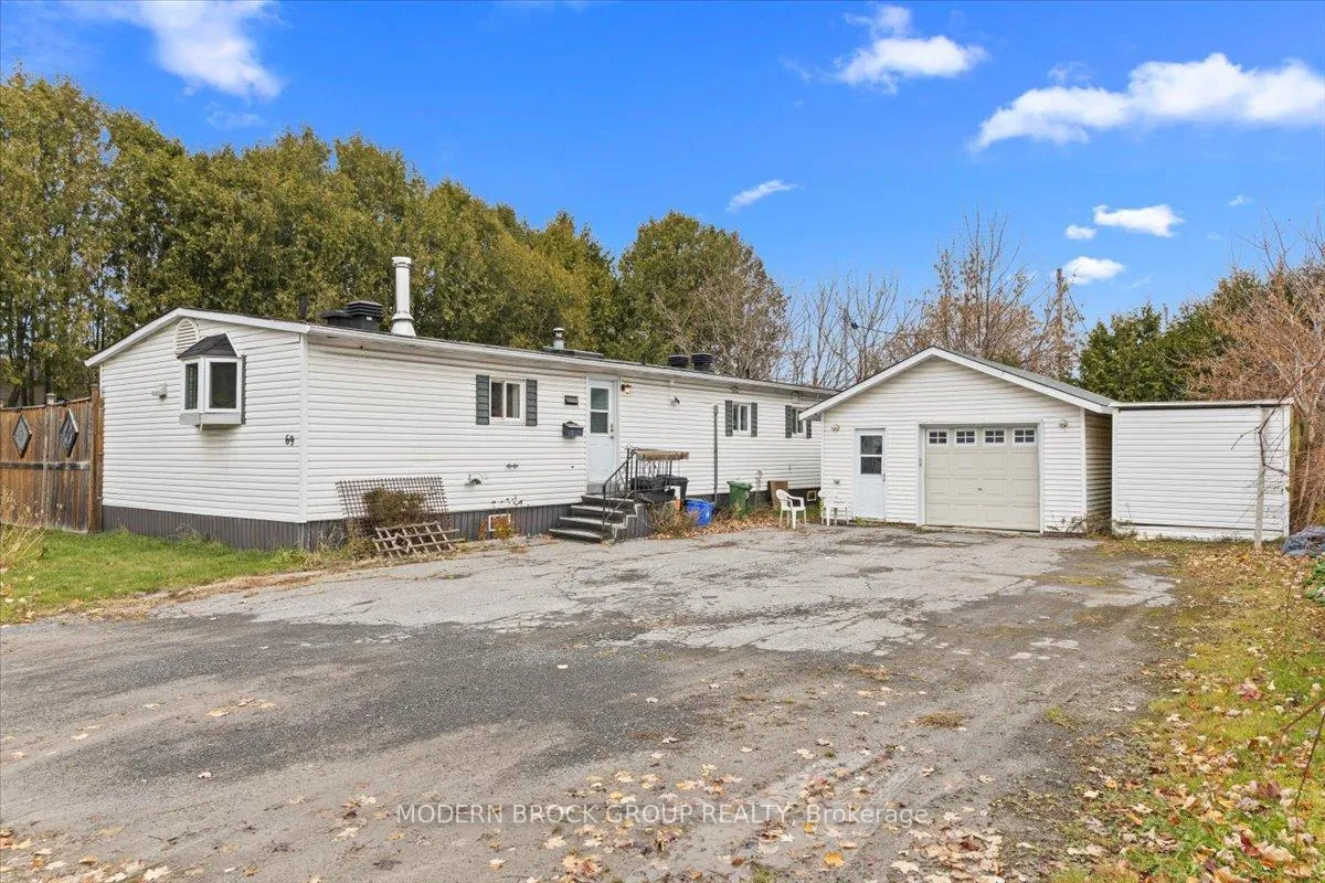 Photo 4 of Unit 69, 3535 St. Joseph Boulevard, Ottawa, Fallingbrook/Ridgemount — HOMEH