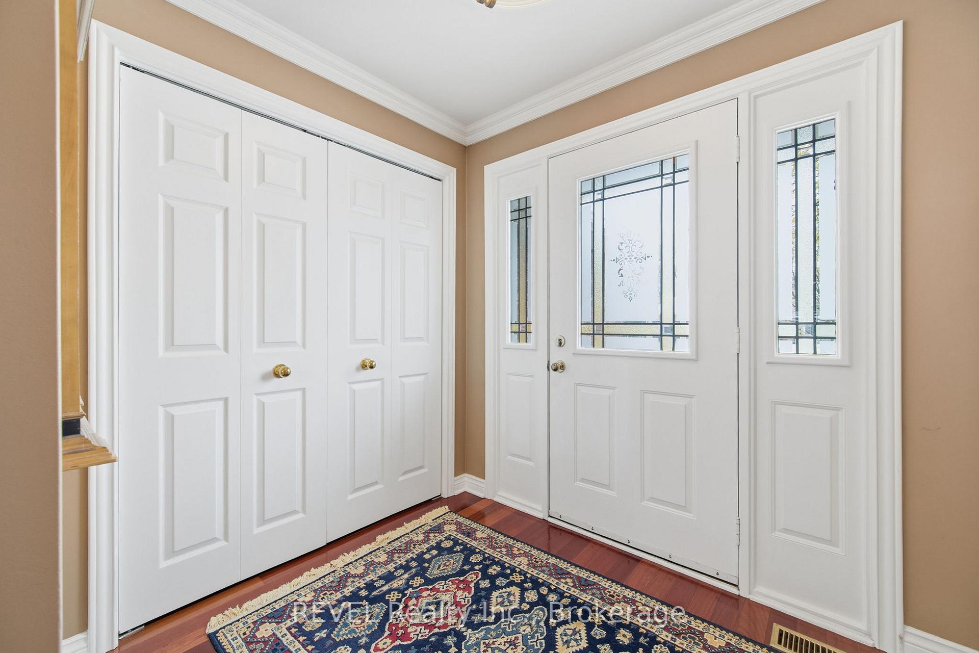Photo 5 of 4 Kevin Drive, Pelham, Fonthill — HOMEH