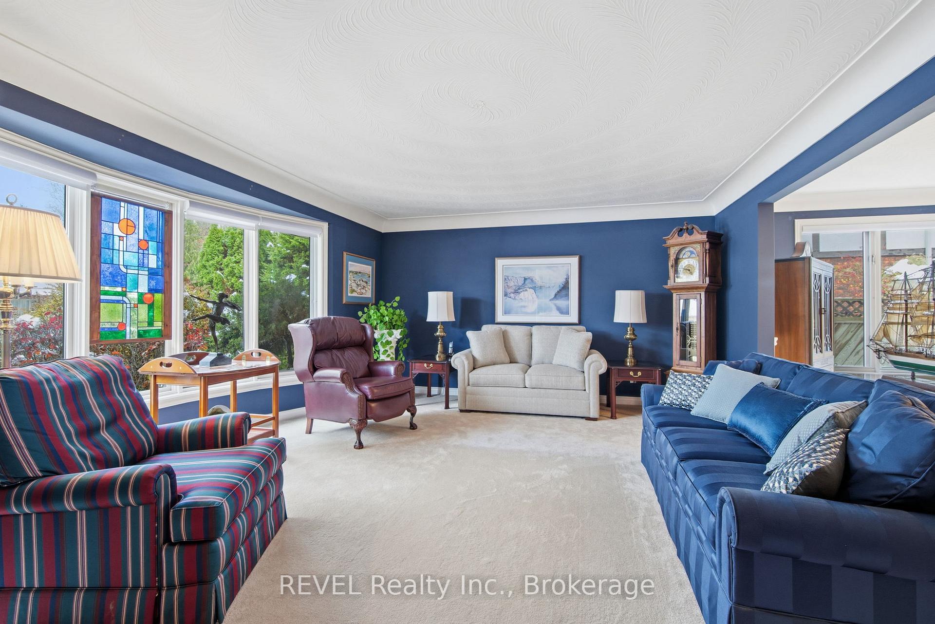 Photo 7 of 4 Kevin Drive, Pelham, Fonthill — HOMEH