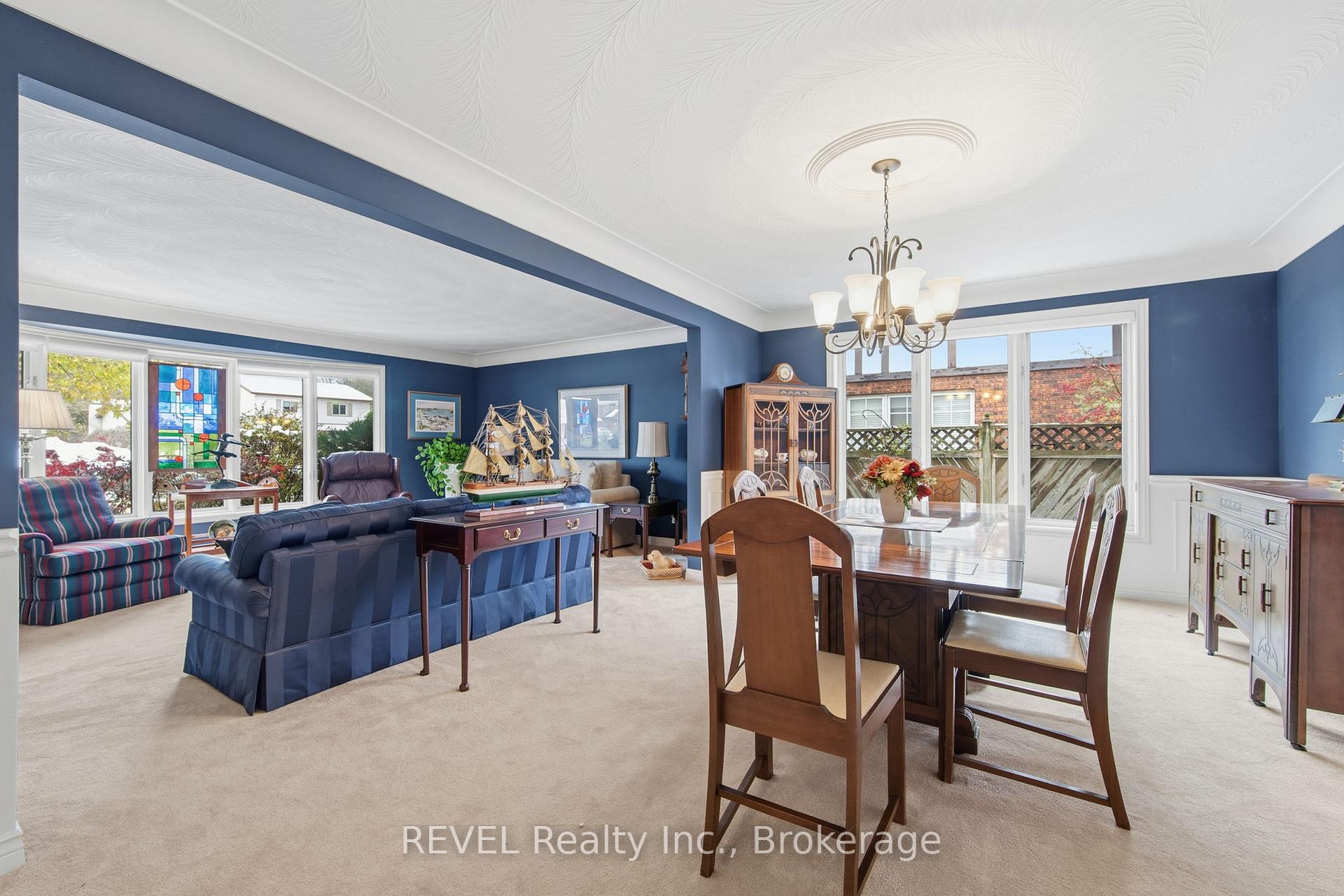 Photo 12 of 4 Kevin Drive, Pelham, Fonthill — HOMEH