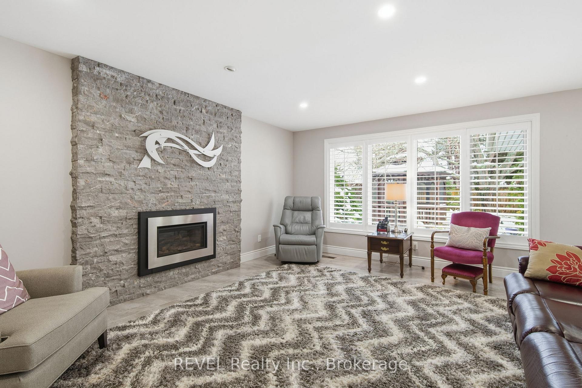 Photo 21 of 4 Kevin Drive, Pelham, Fonthill — HOMEH