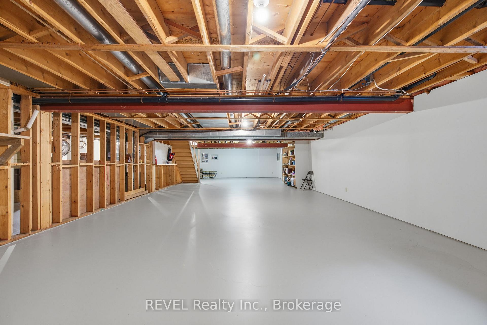 Photo 34 of 4 Kevin Drive, Pelham, Fonthill — HOMEH