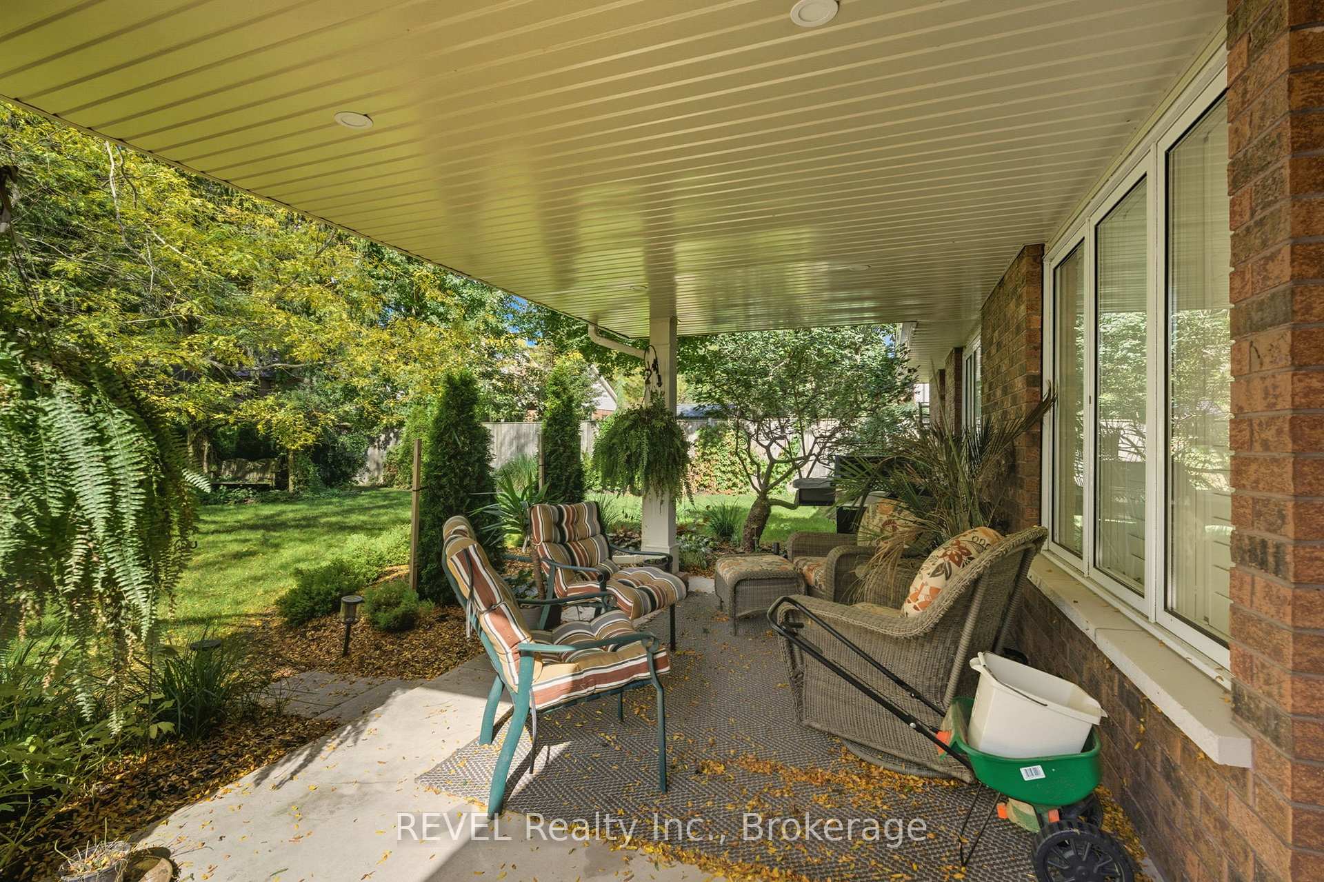 Photo 39 of 4 Kevin Drive, Pelham, Fonthill — HOMEH