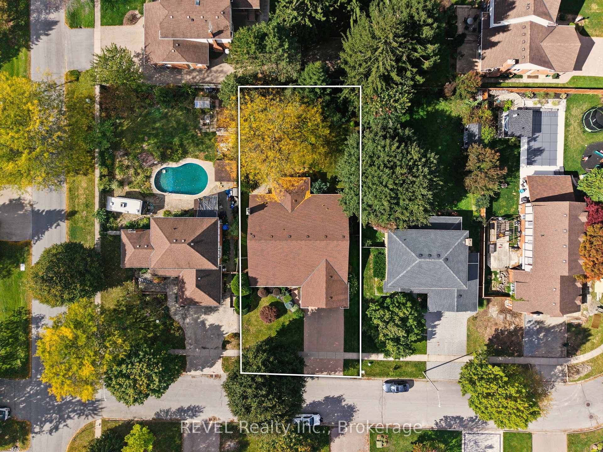Photo 44 of 4 Kevin Drive, Pelham, Fonthill — HOMEH