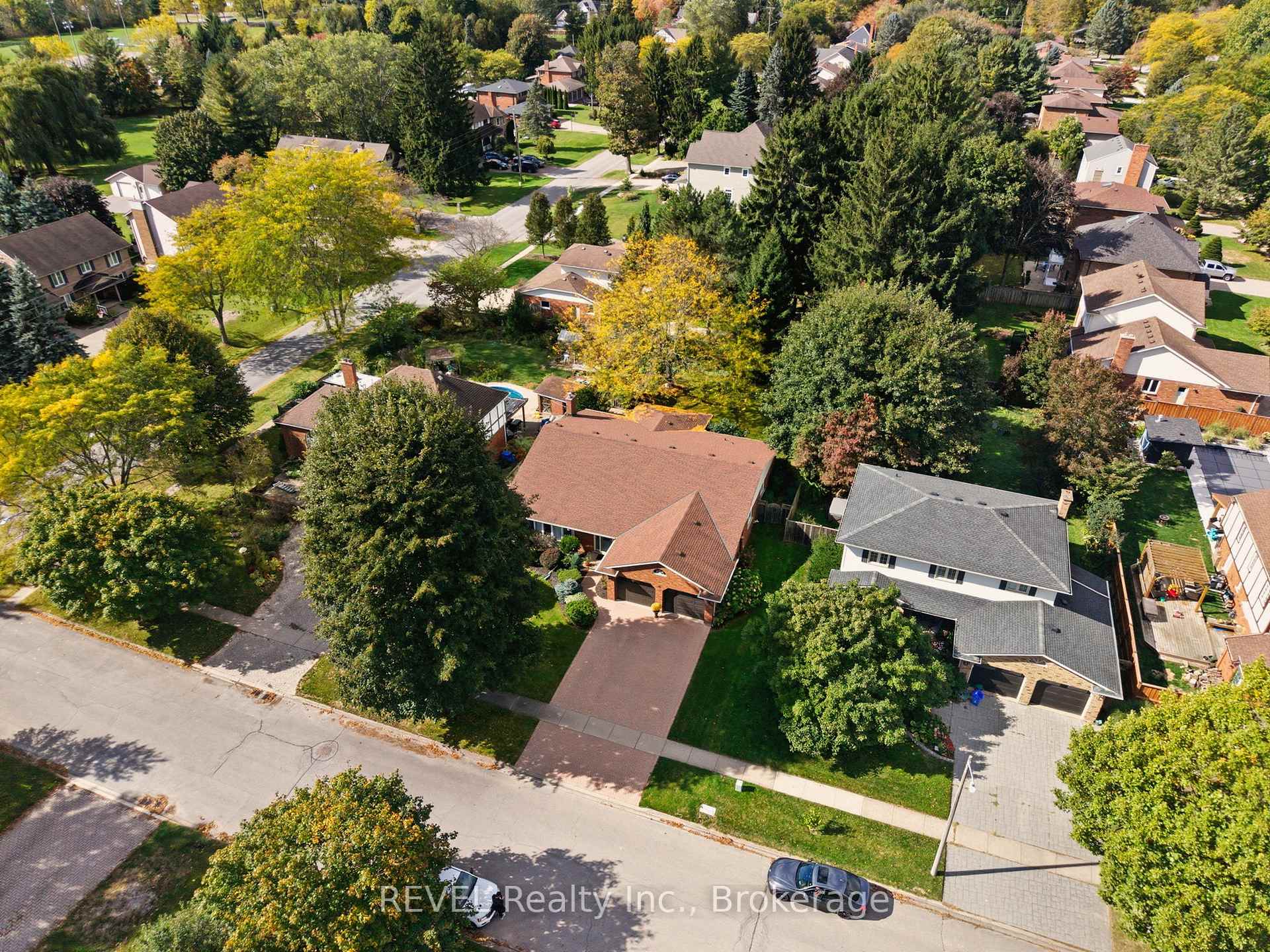 Photo 45 of 4 Kevin Drive, Pelham, Fonthill — HOMEH