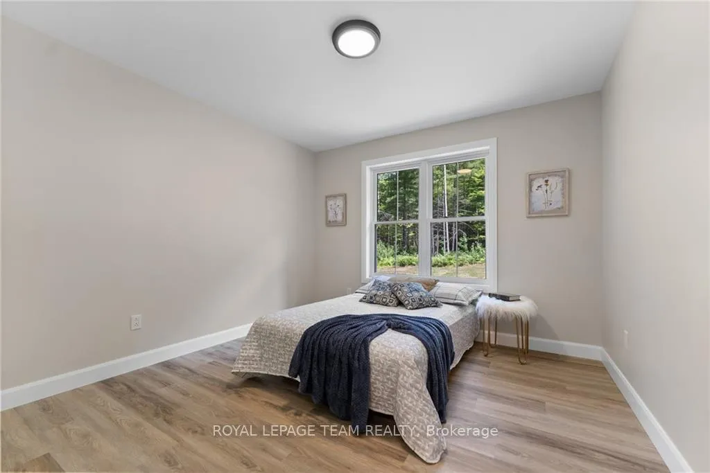 Photo 11 of 706 Royal Pines Road, North Algona Wilberforce, North Algona/Wilberforce Twp — HOMEH