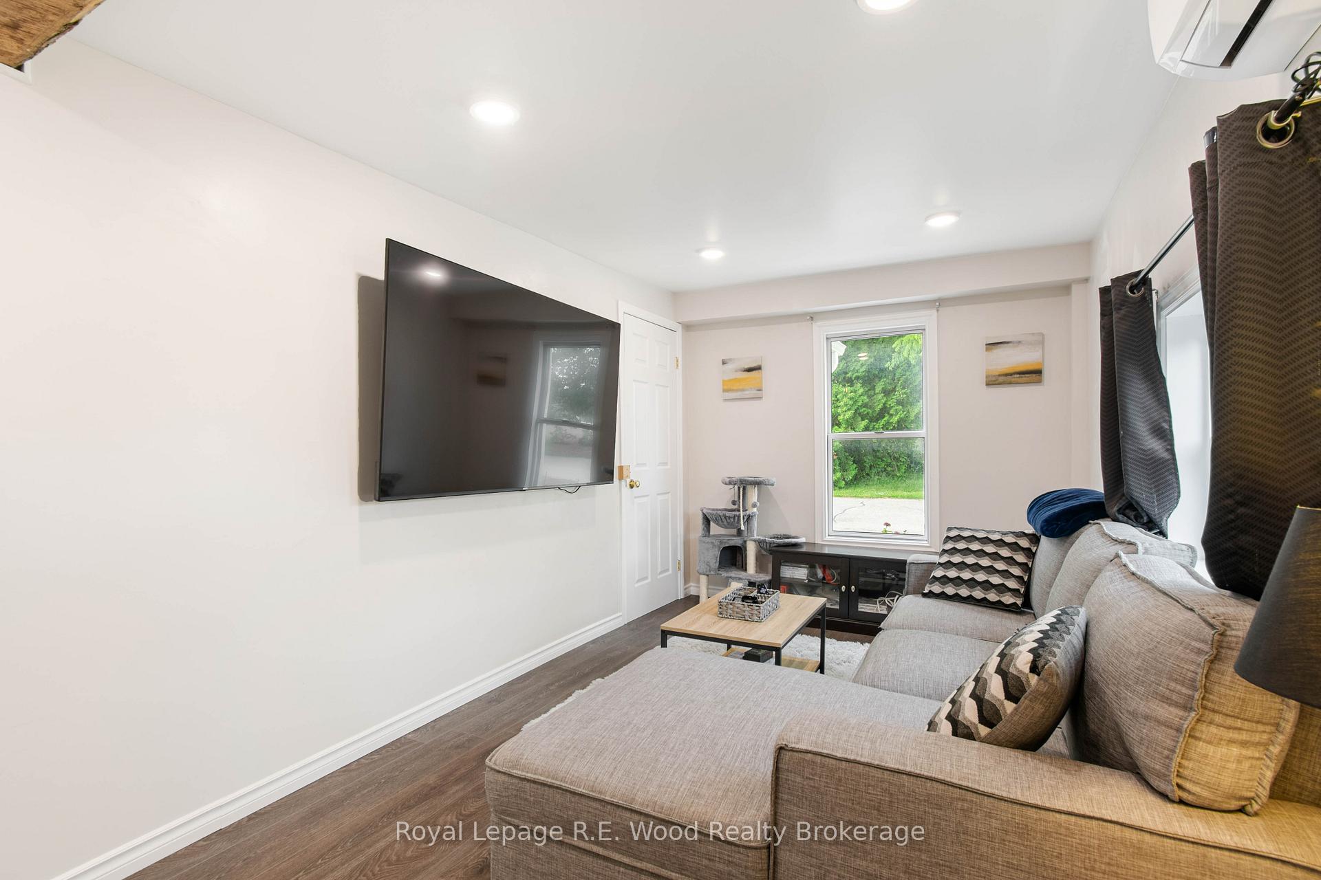 Photo 21 of 29 King Crescent, Norfolk, Courtland — HOMEH