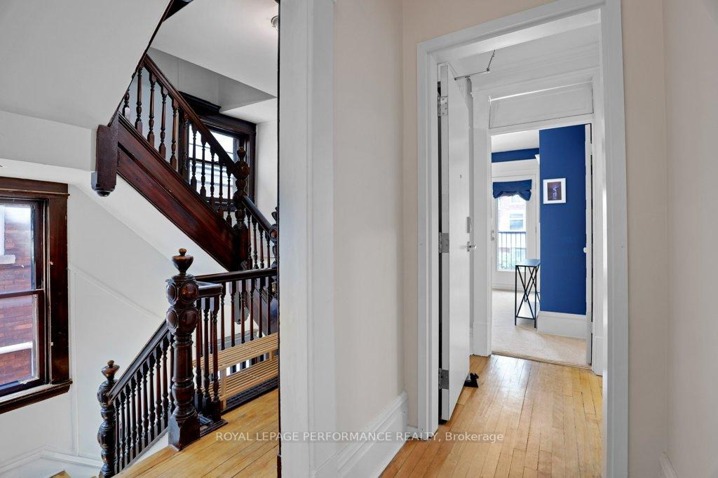 Photo 3 of Unit 2, 50 Delaware Avenue, Ottawa, Ottawa Centre/Golden Triangle — HOMEH