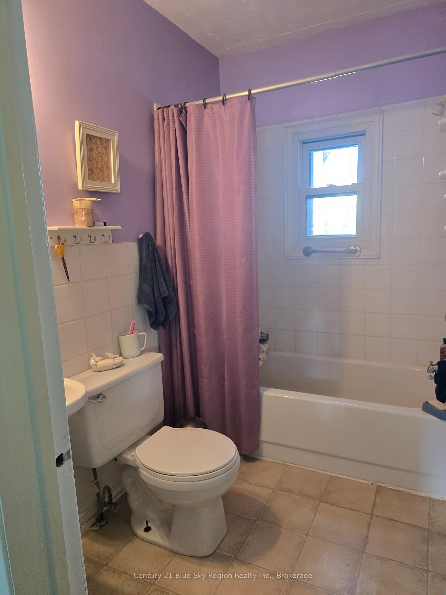 Photo 20 of 376 Albert Avenue, North Bay, Widdifield — HOMEH