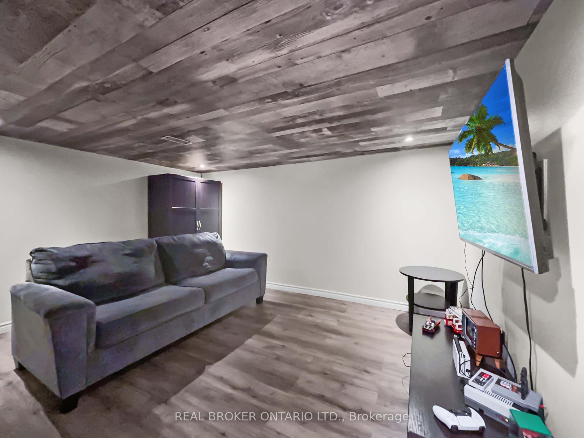 Photo 17 of 21 Richard Avenue, Norfolk, Simcoe — HOMEH