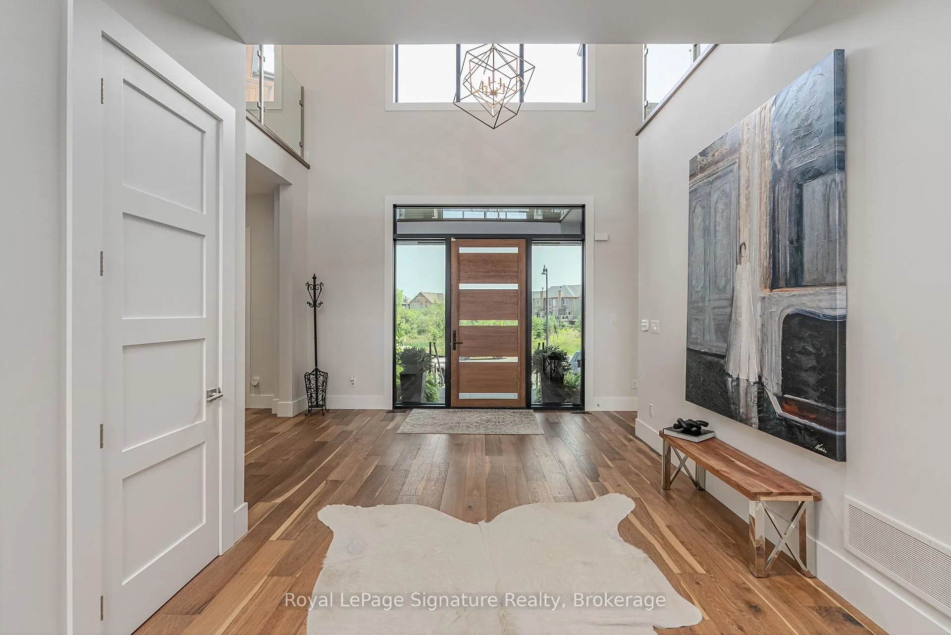 Photo 3 of 128 Arnot Crescent, Blue Mountains — HOMEH