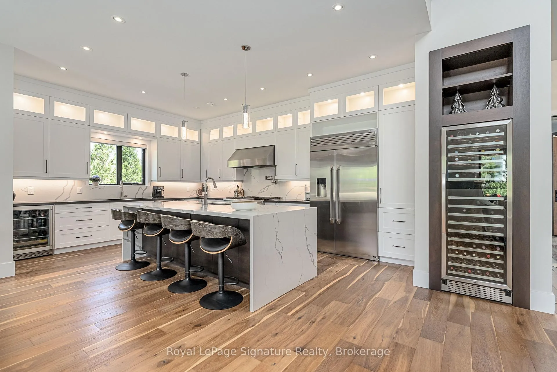 Photo 11 of 128 Arnot Crescent, Blue Mountains — HOMEH