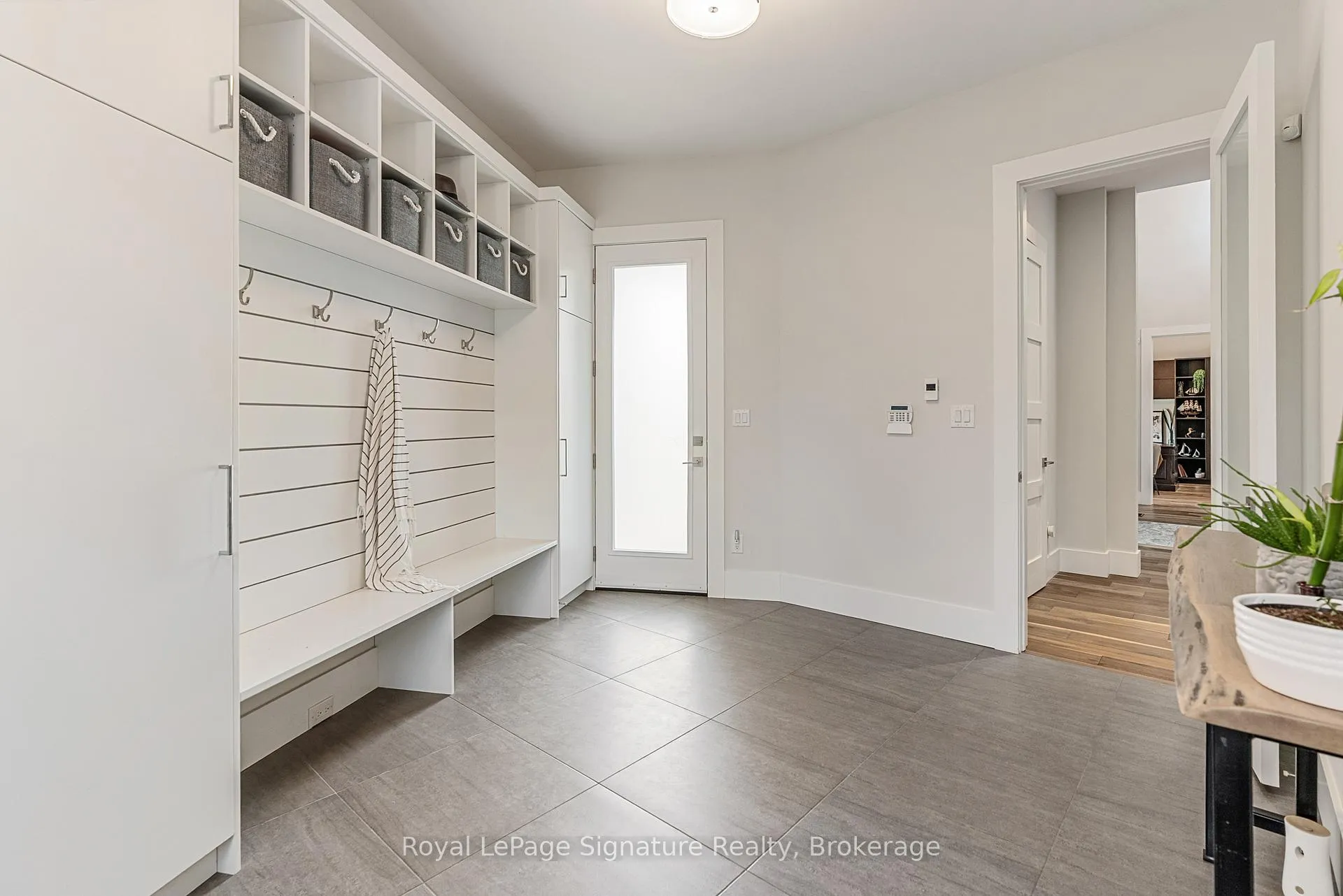 Photo 24 of 128 Arnot Crescent, Blue Mountains — HOMEH