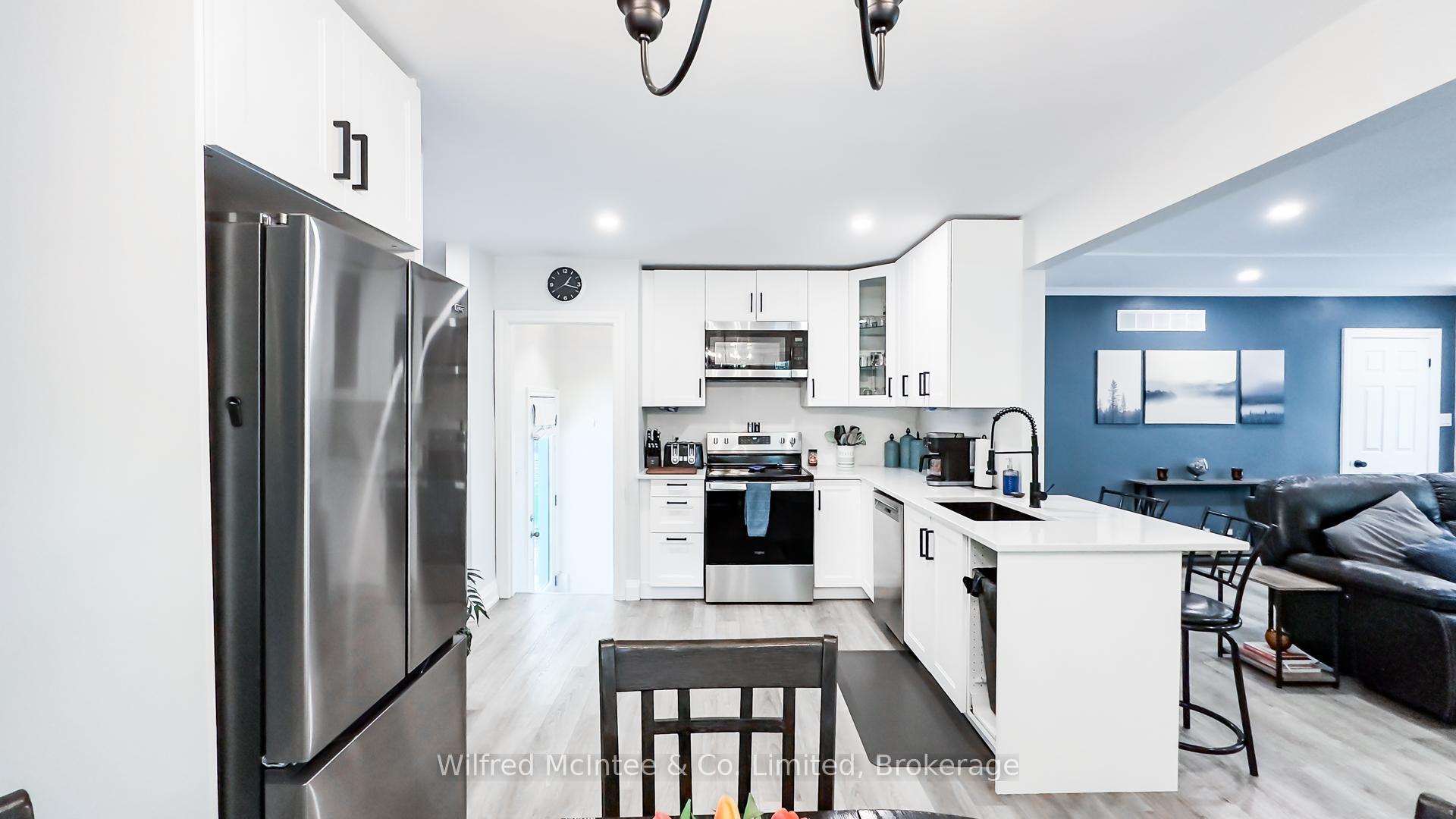 Photo 9 of 301 Carling Terrace, North Huron, Wingham — HOMEH