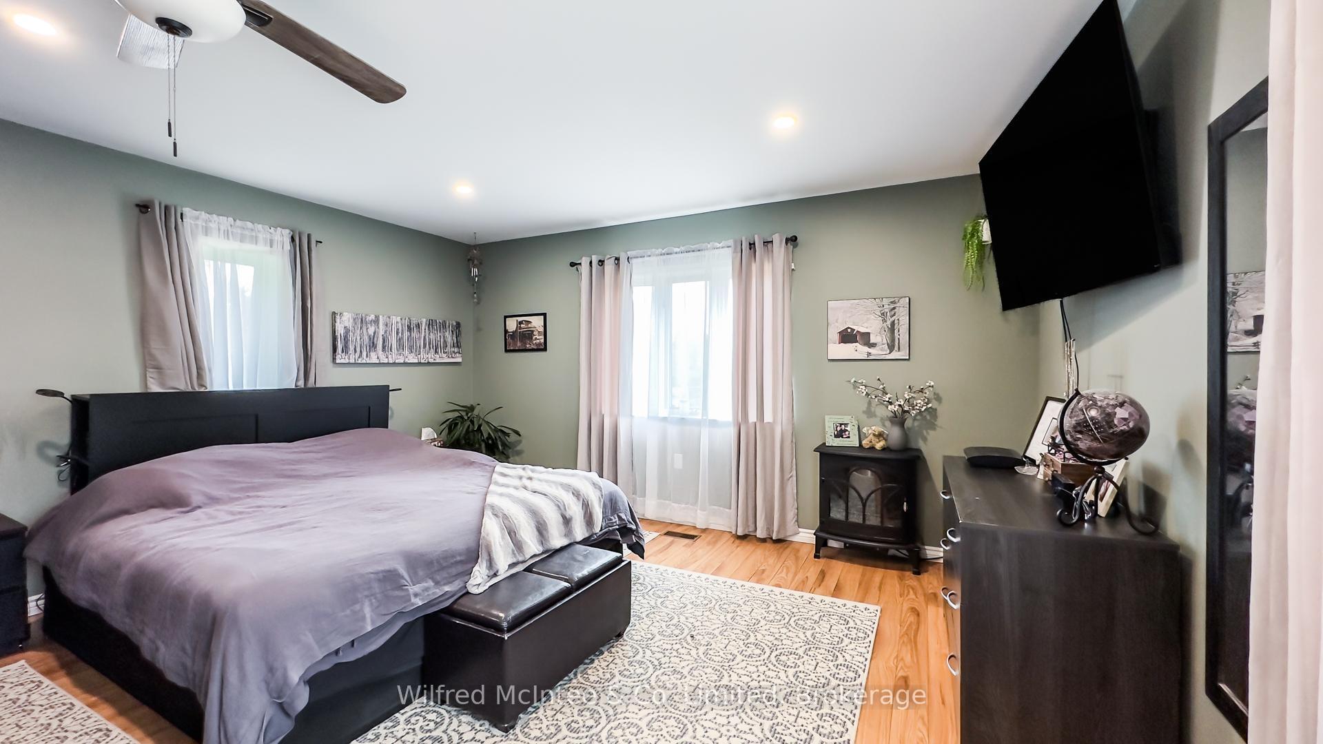 Photo 14 of 301 Carling Terrace, North Huron, Wingham — HOMEH