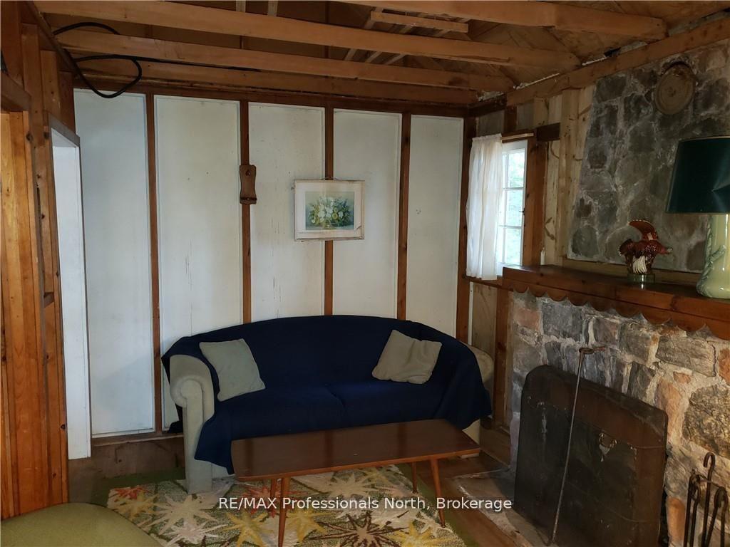 Photo 12 of Bucktooth, Perry — HOMEH