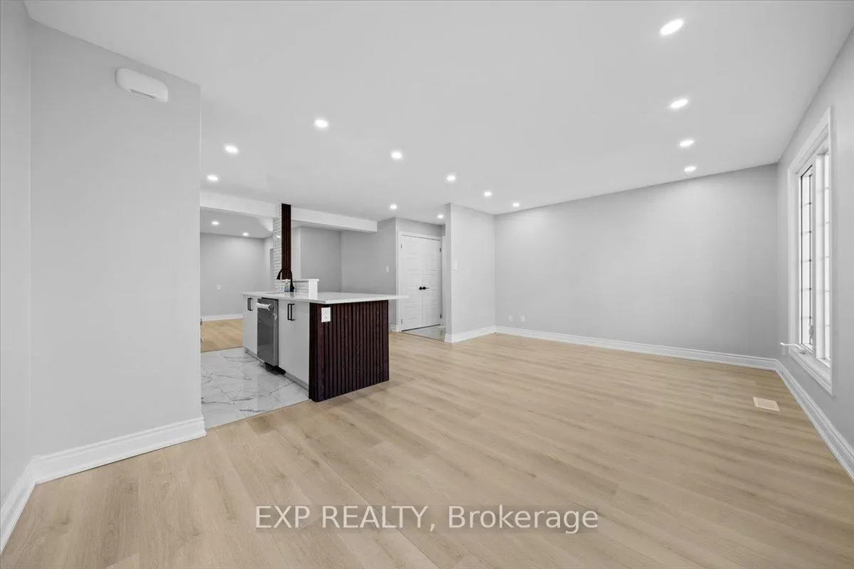 Photo 11 of 290 Elderberry Terrace, Ottawa, Chatelaine Village — HOMEH