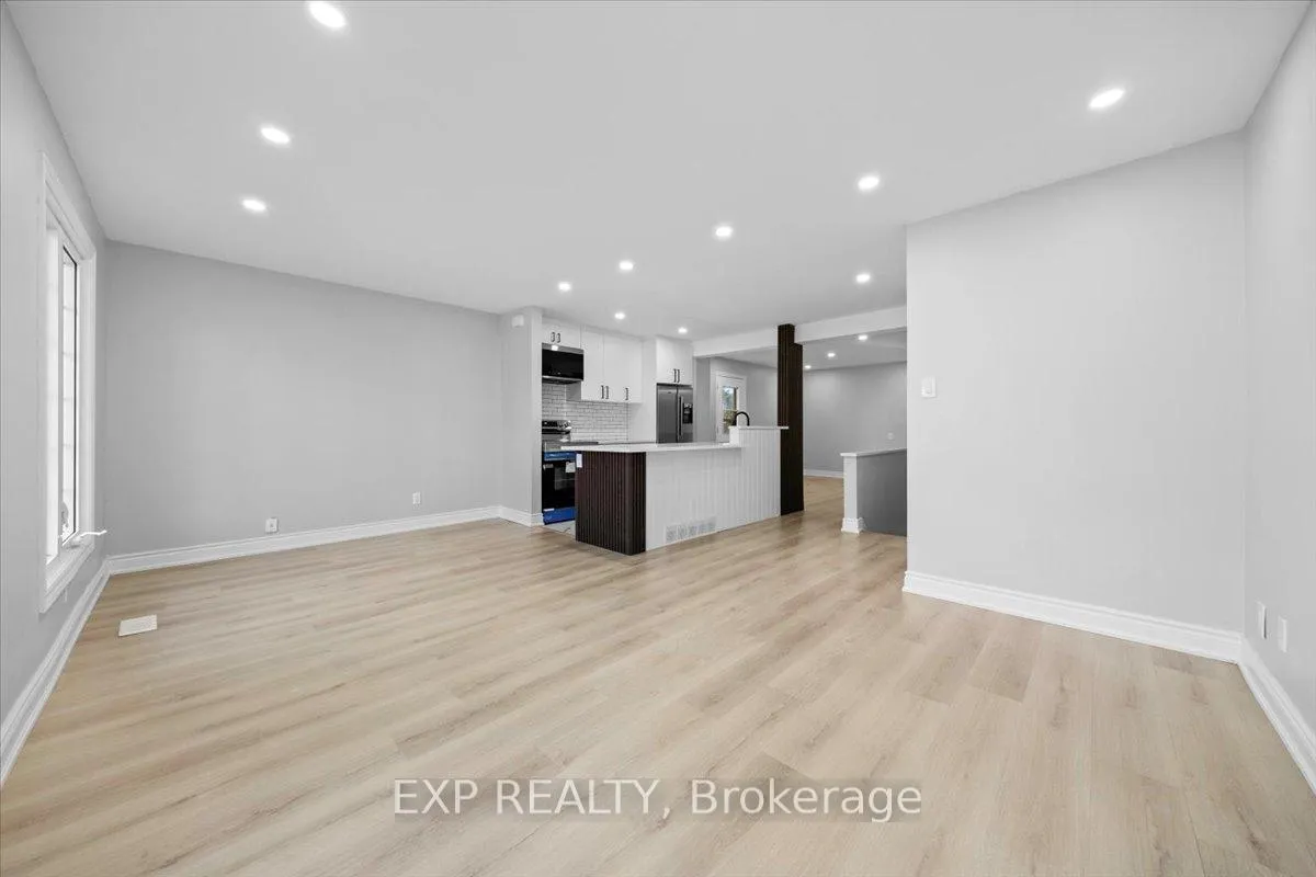 Photo 12 of 290 Elderberry Terrace, Ottawa, Chatelaine Village — HOMEH