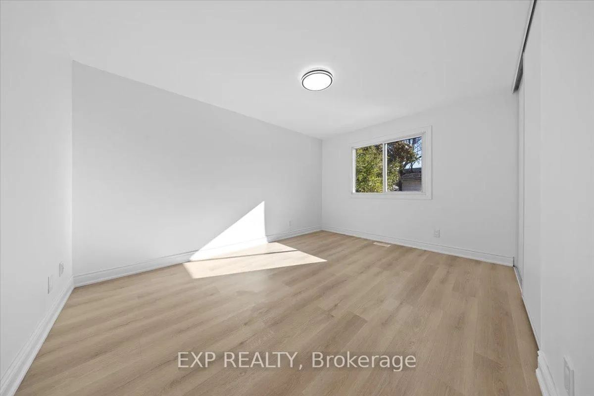 Photo 17 of 290 Elderberry Terrace, Ottawa, Chatelaine Village — HOMEH