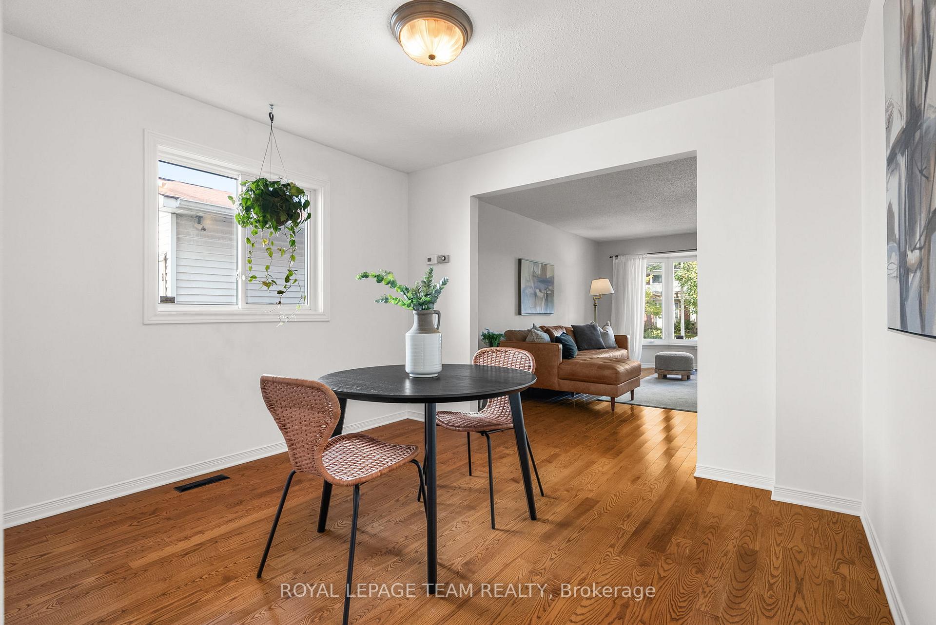 Photo 9 of 1155 Sauterne Park, Ottawa, Convent Glen — HOMEH