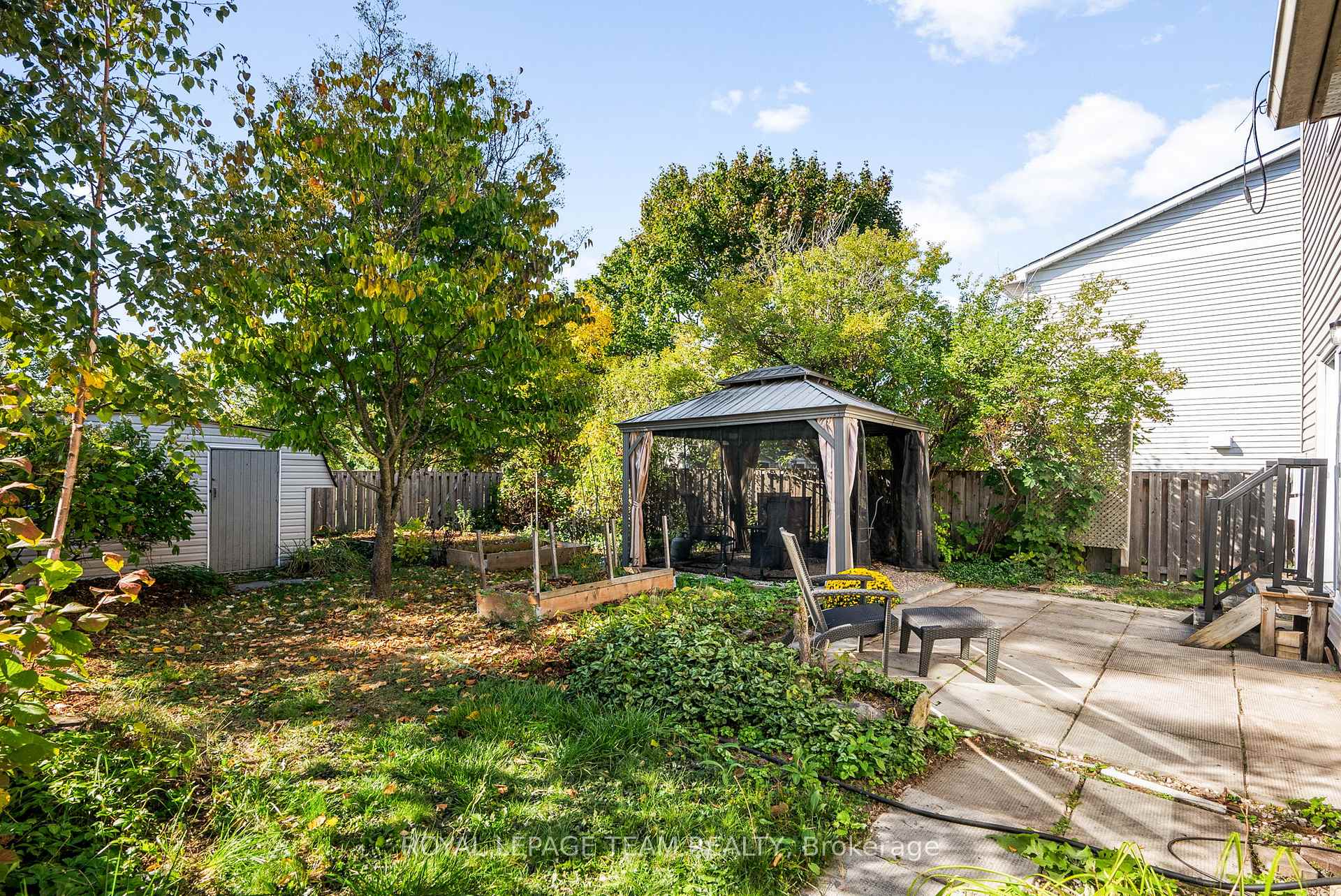 Photo 38 of 1155 Sauterne Park, Ottawa, Convent Glen — HOMEH