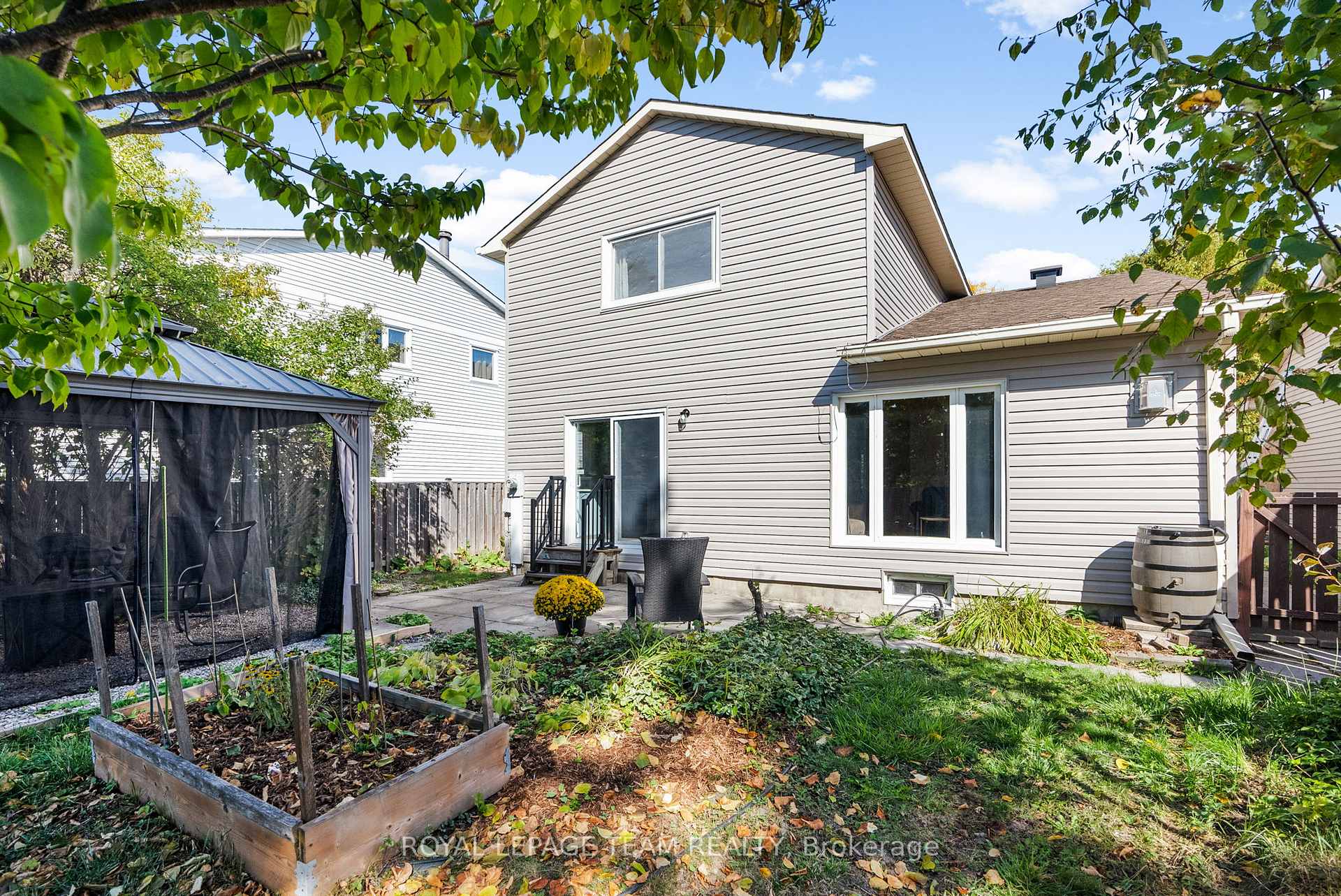 Photo 40 of 1155 Sauterne Park, Ottawa, Convent Glen — HOMEH