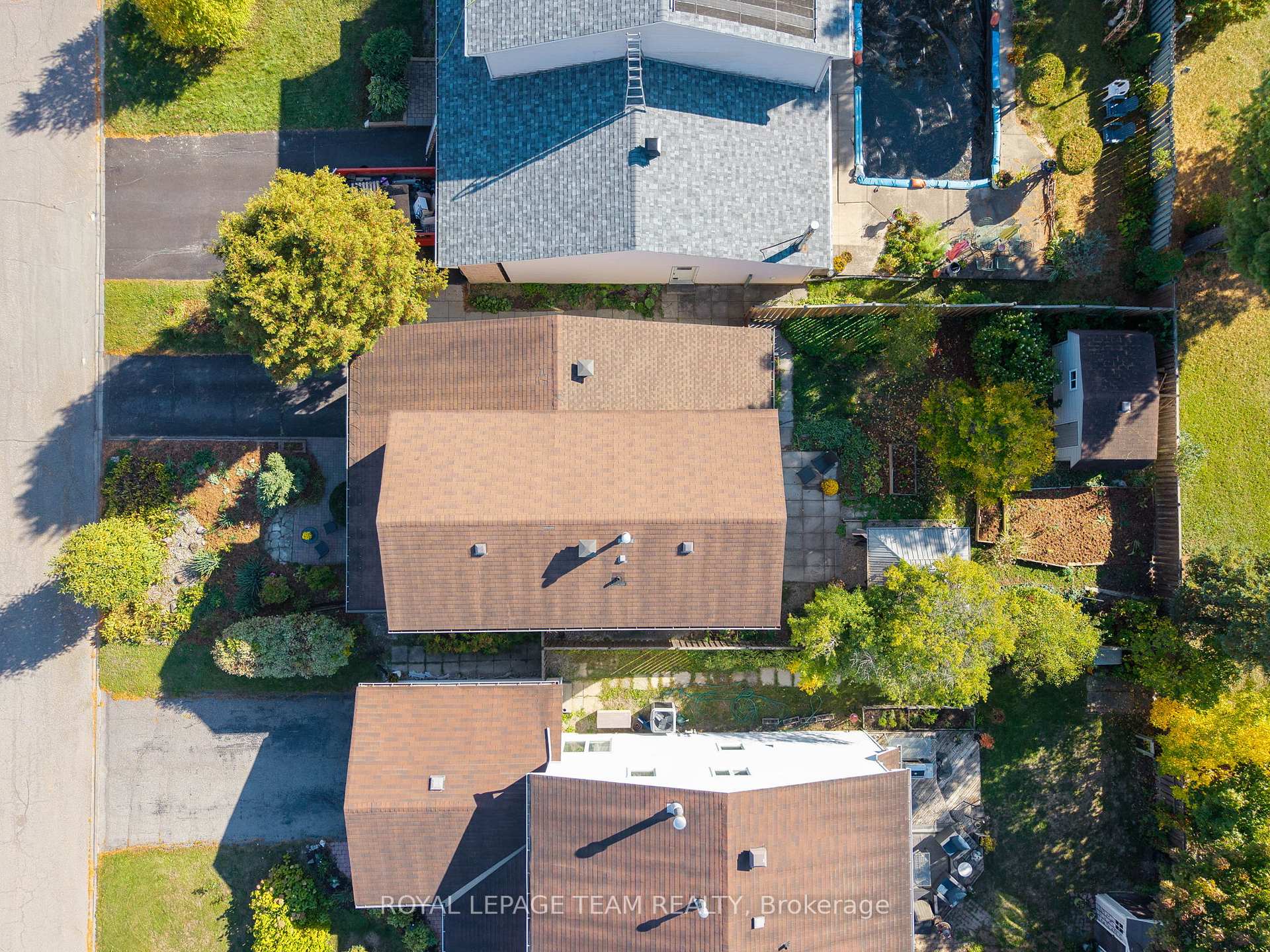 Photo 41 of 1155 Sauterne Park, Ottawa, Convent Glen — HOMEH