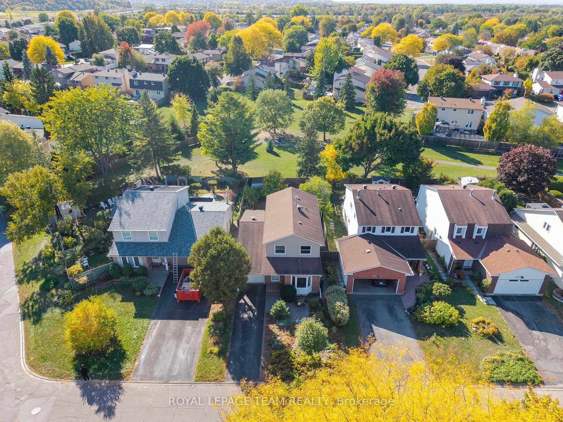 Photo 43 of 1155 Sauterne Park, Ottawa, Convent Glen — HOMEH