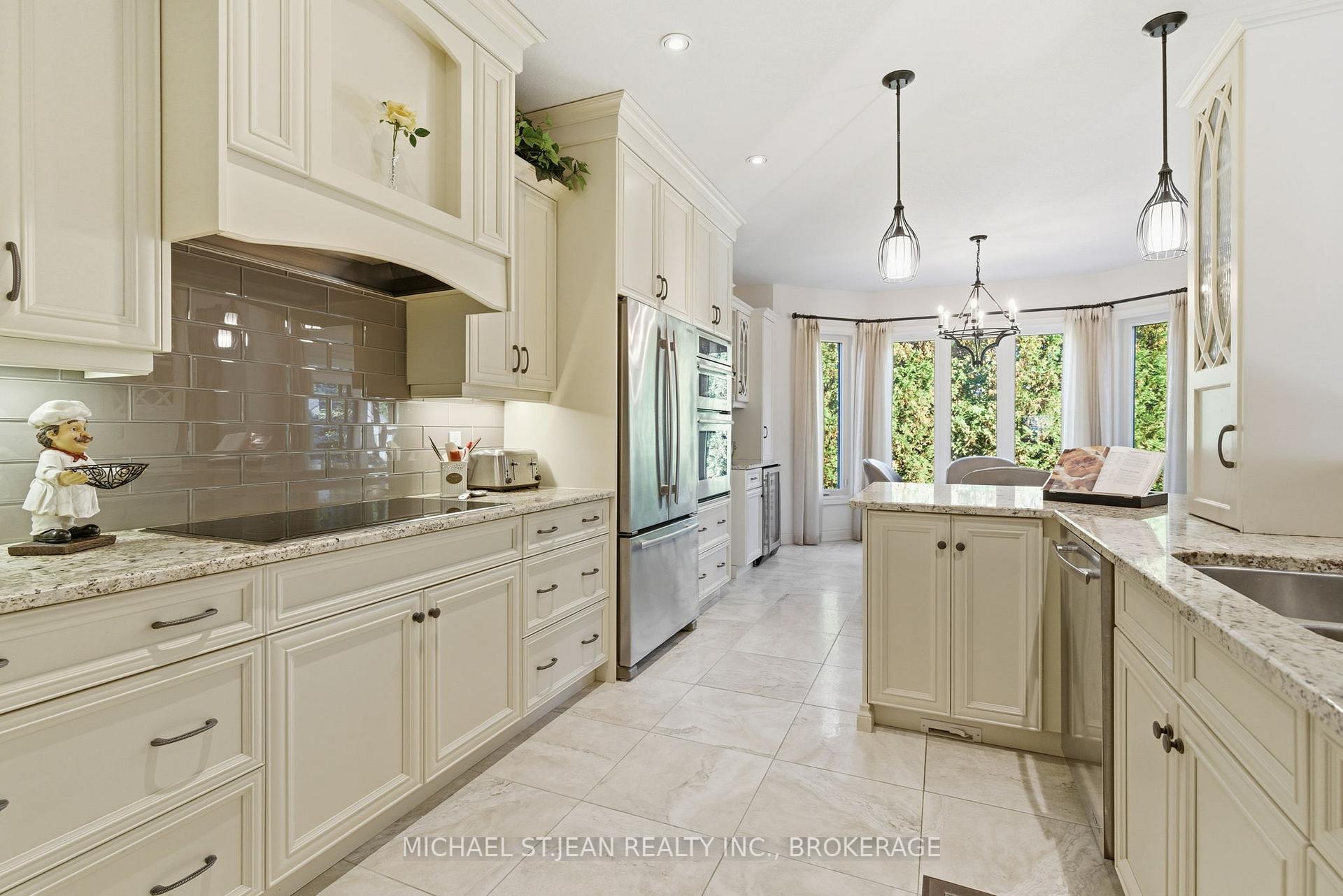 Photo 13 of 7 Brondi's Lane, Pelham, Fonthill — HOMEH