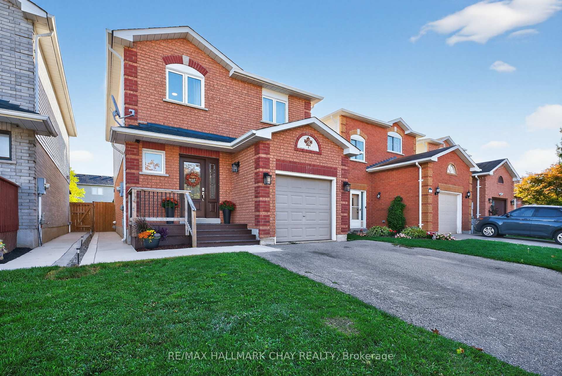 Photo 1 of 53 McKnight Crescent, New Tecumseth, Tottenham — HOMEH