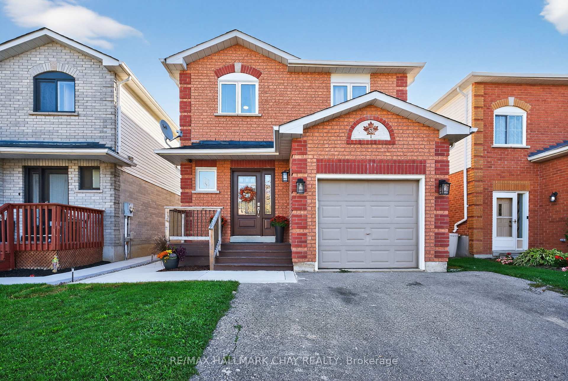 Photo 2 of 53 McKnight Crescent, New Tecumseth, Tottenham — HOMEH