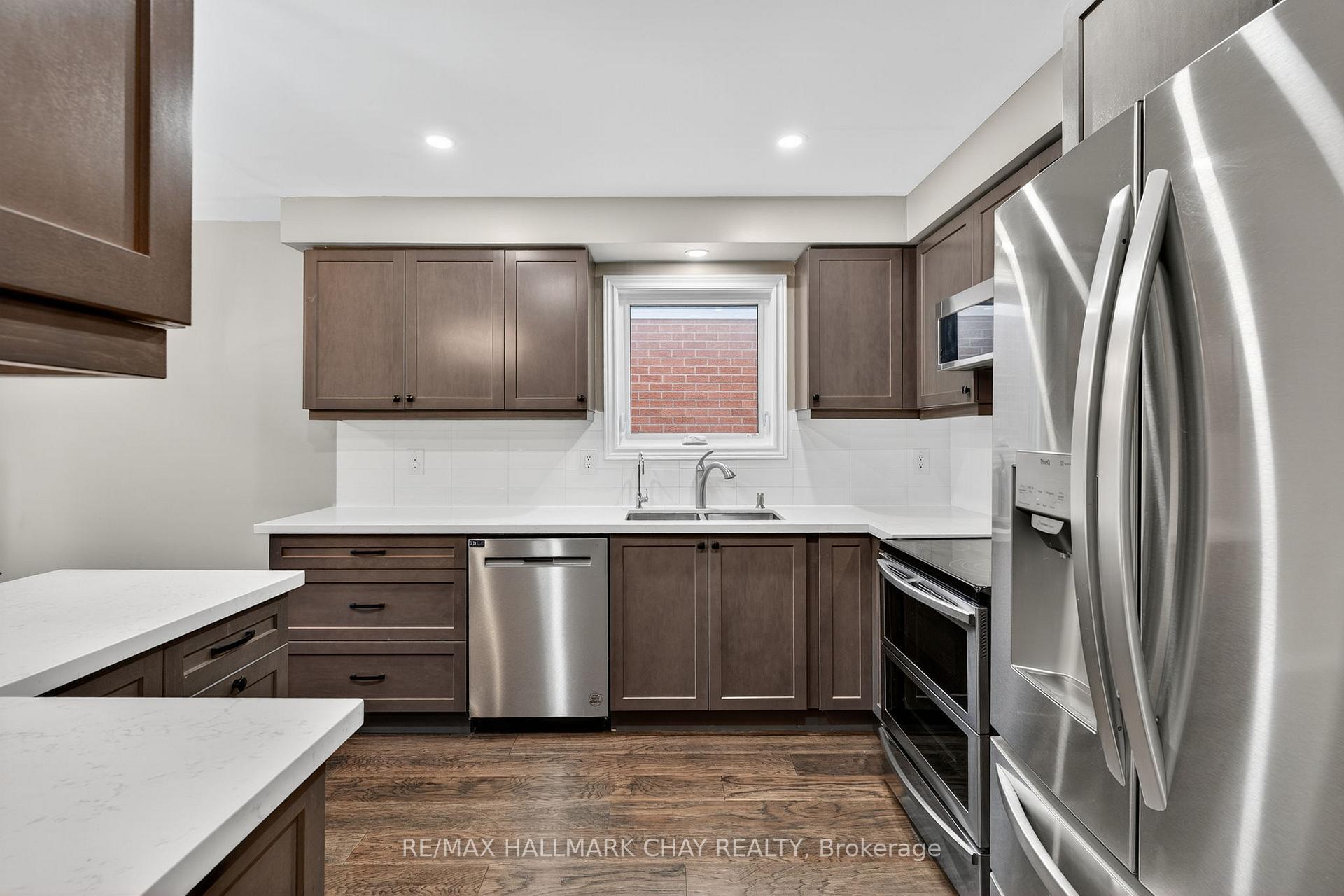 Photo 7 of 53 McKnight Crescent, New Tecumseth, Tottenham — HOMEH
