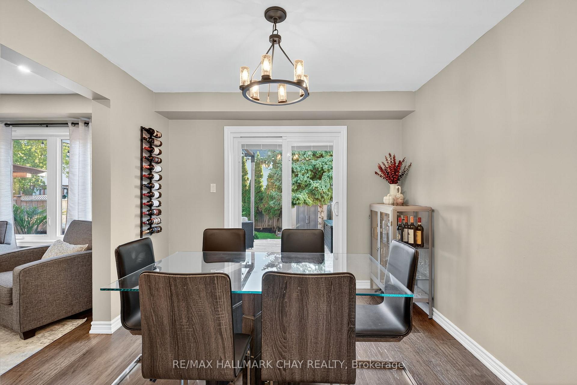 Photo 10 of 53 McKnight Crescent, New Tecumseth, Tottenham — HOMEH