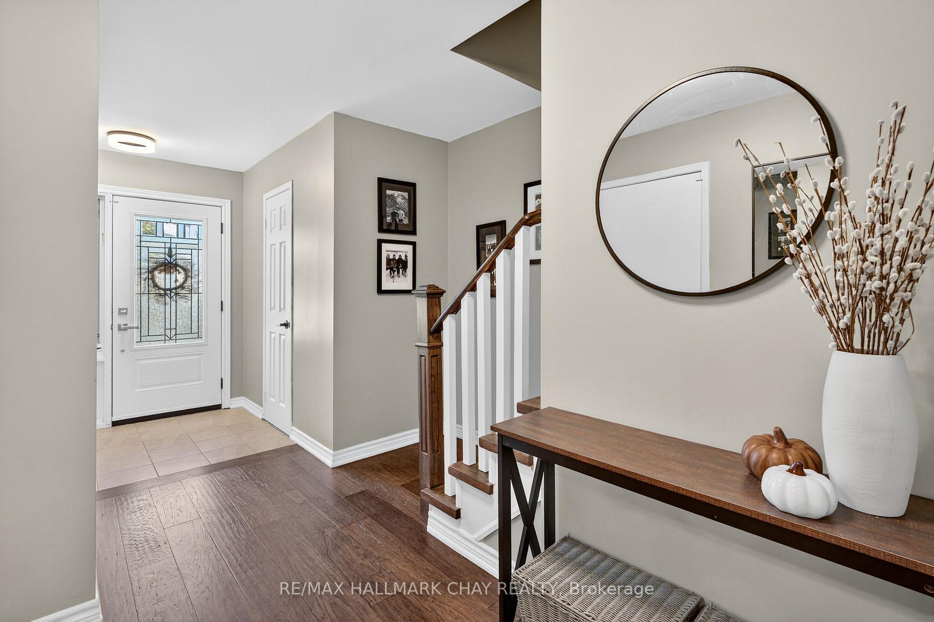 Photo 23 of 53 McKnight Crescent, New Tecumseth, Tottenham — HOMEH